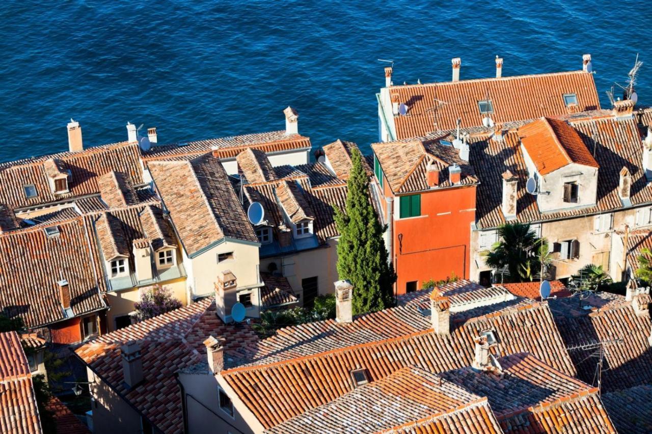 Appartement In With Balcony, Air Conditioning, Wifi, Washing Machine 5116-1 Rovinj