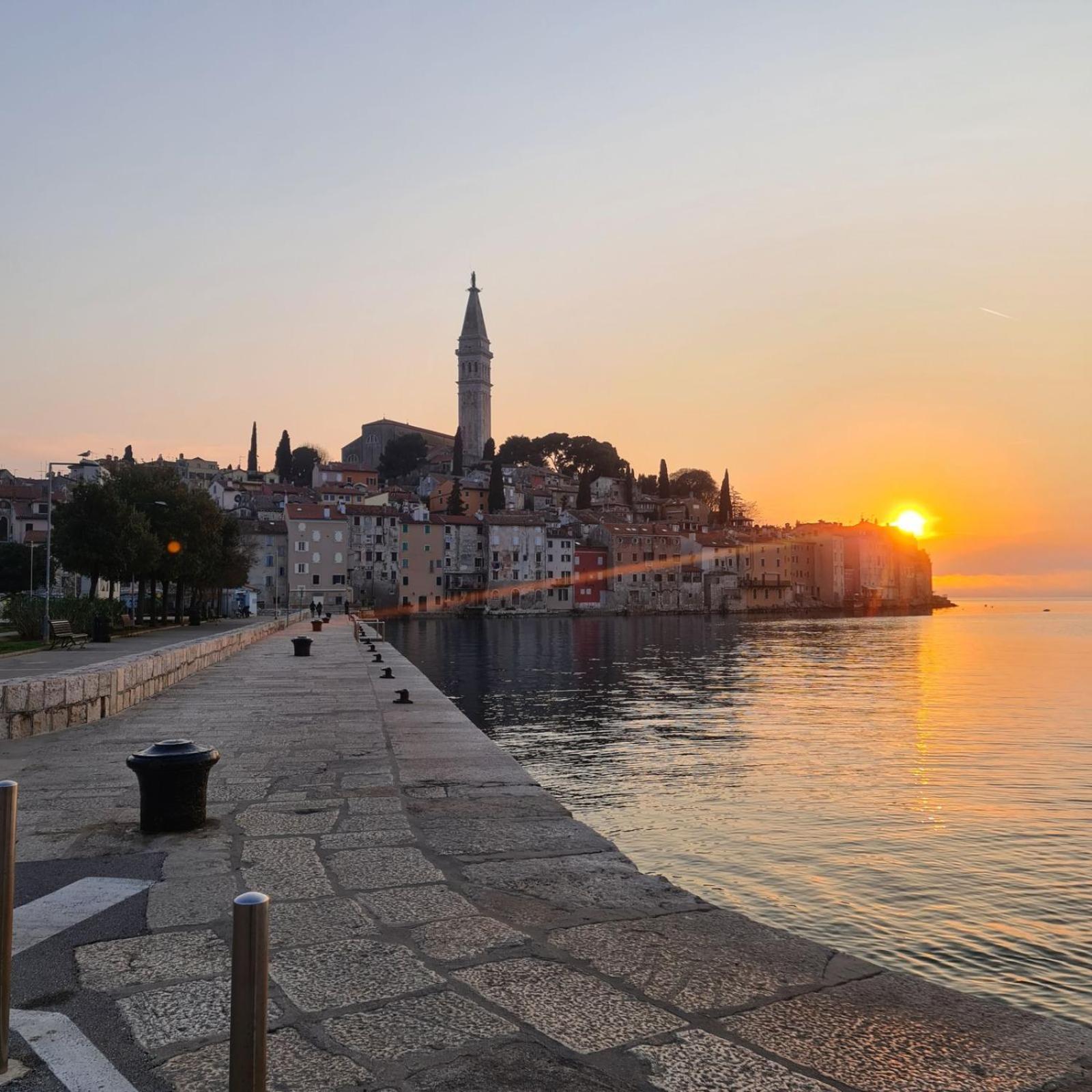 In With Balcony, Air Conditioning, Wifi, Washing Machine 5116-1 Rovinj